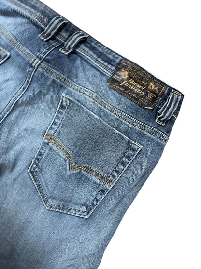 Vintage Diesel Y2K Straight Leg Jeans „Viker“ (S) – Detailaufnahme 5
