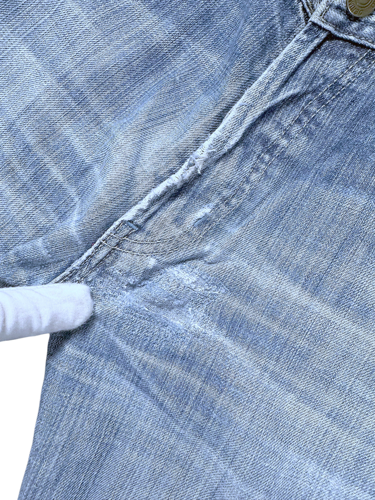 Vintage Diesel Y2K Flared Jeans (S) – Detailaufnahme 2