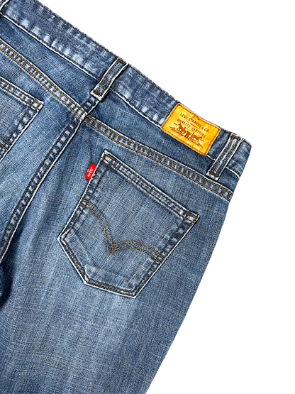 Vintage Levi’s Bootcut / Flared Damenjeans (M)