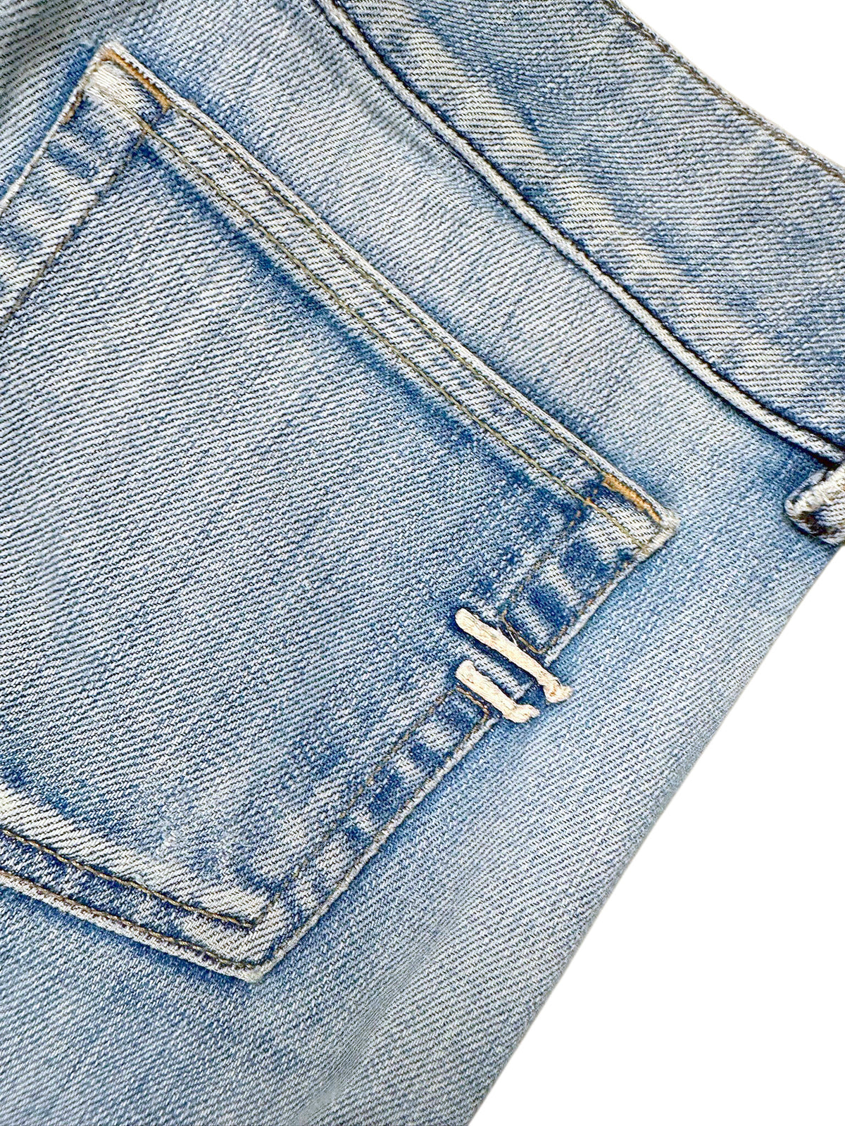 Vintage Diesel Y2K Low Waist Bootcut / Flared Damenjeans (M) – Detailaufnahme 4