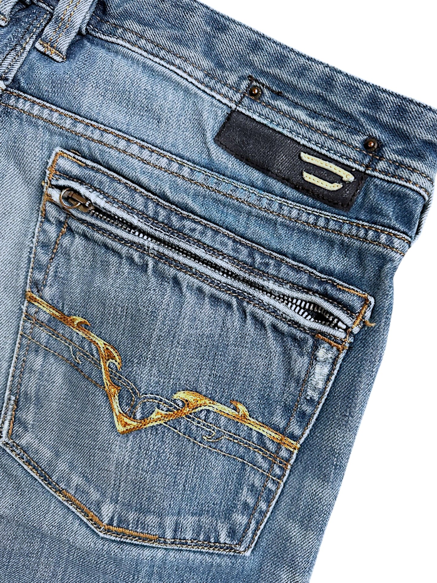 Vintage Diesel straight leg y2k Jeans (M)