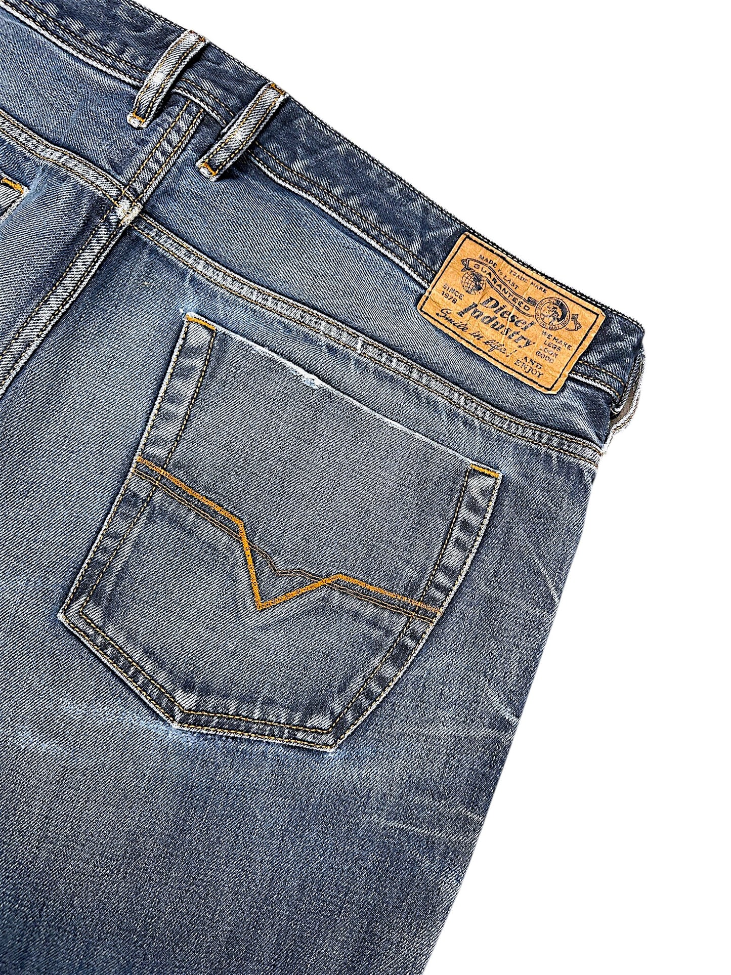 Vintage Diesel Y2K Baggy Jeans (XL)