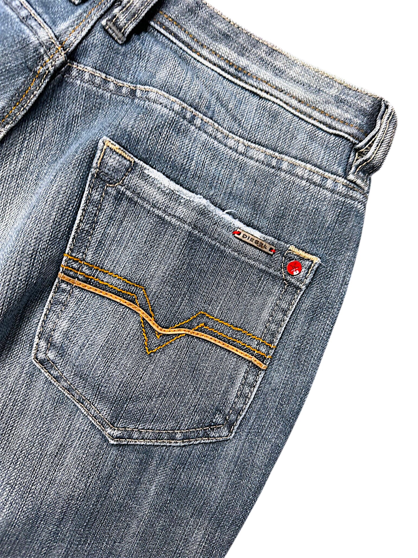 Vintage Diesel Y2K Flared Damenjeans (M)