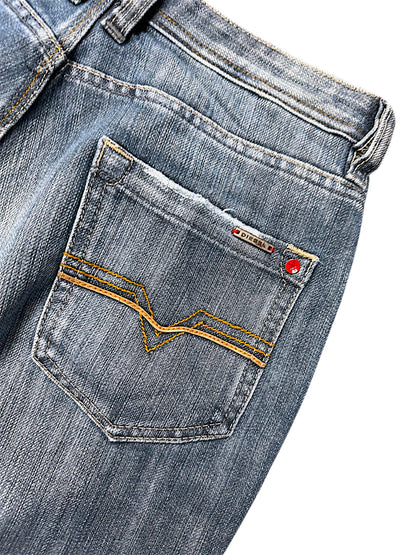 Vintage Diesel Y2K Flared Damenjeans (M)