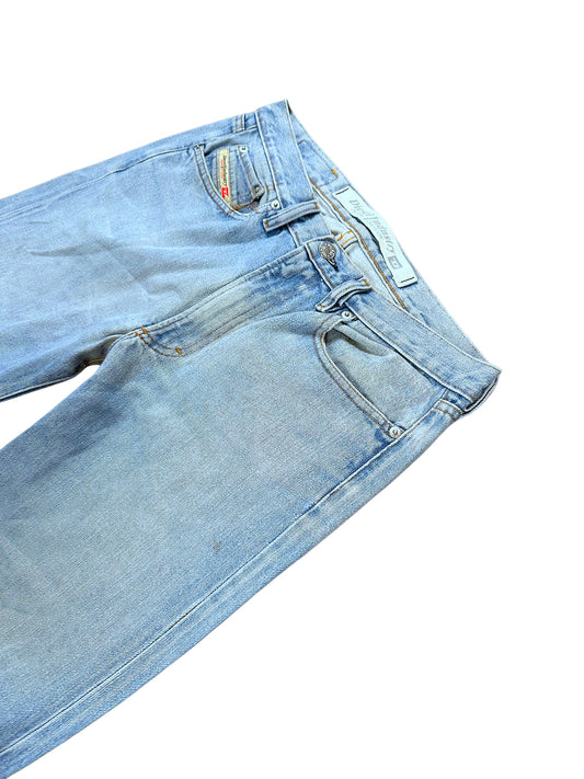 Vintage Diesel Straight Leg Jeans „Industry“ (S) – Detailaufnahme 1