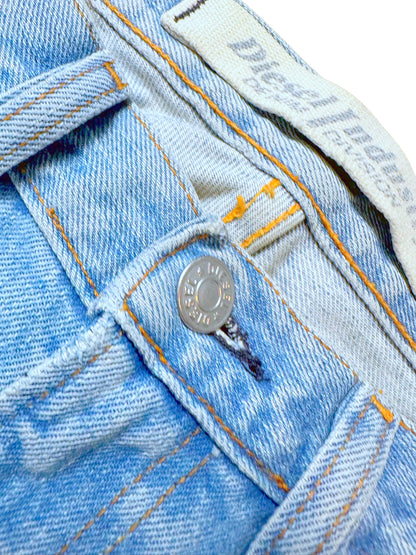 Vintage Diesel Straight Leg Jeans „Industry“ (S) – Detailaufnahme 2