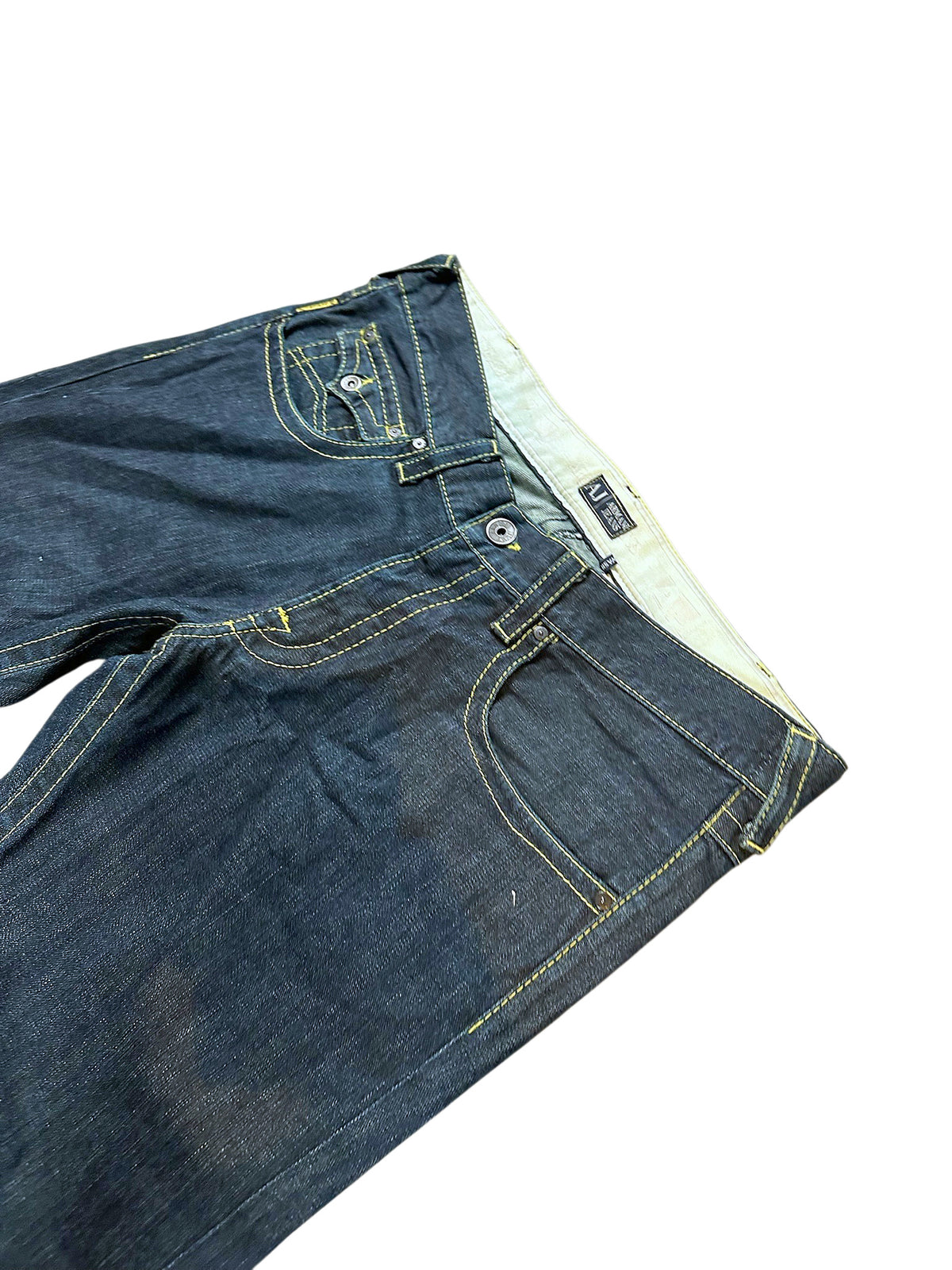 Vintage Armani Y2K Flared Jeans (XL) – Detailaufnahme 1
