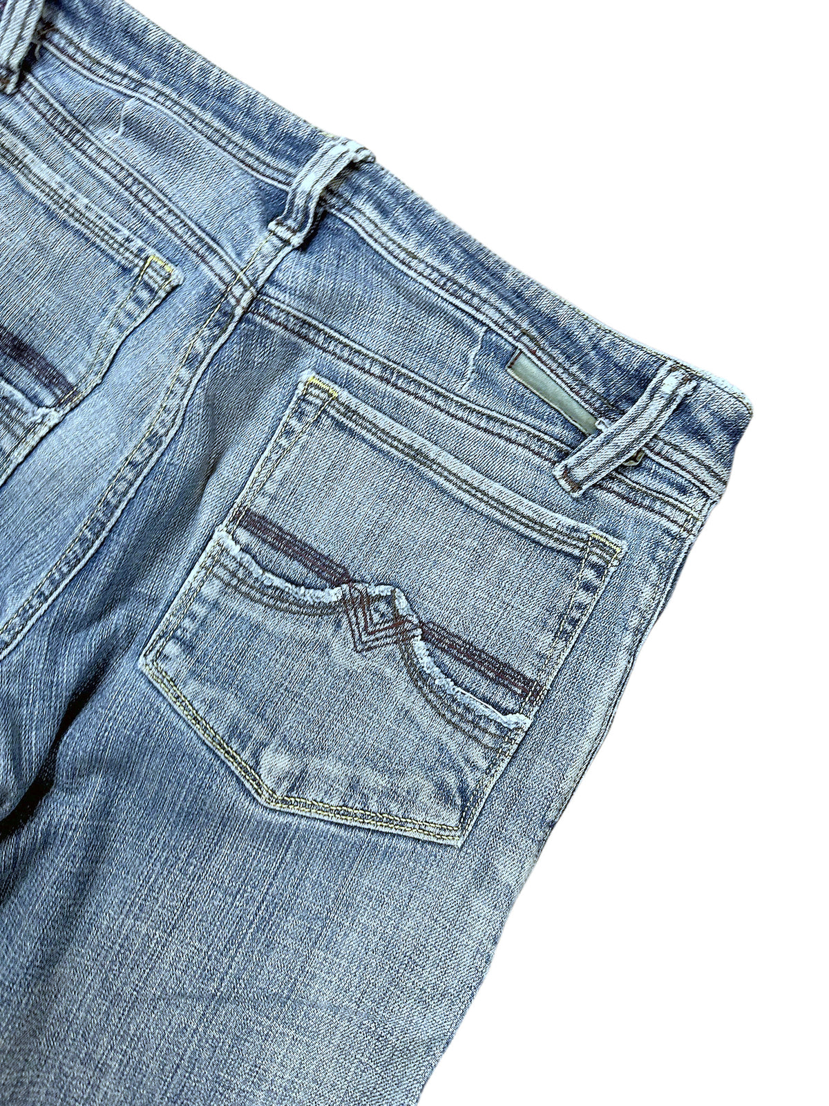 Vintage Diesel Y2K Flared Jeans (S) – Detailaufnahme 4