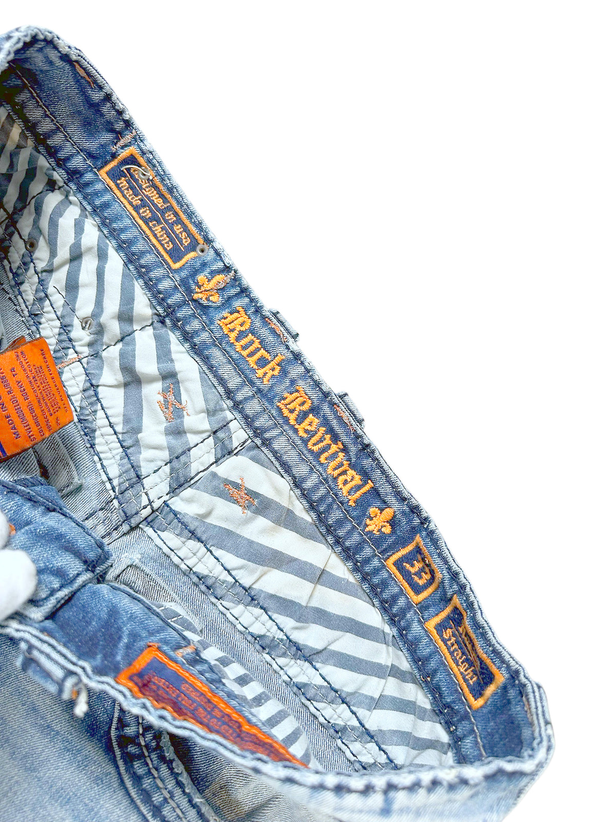 Vintage Rock Revival Y2K Straight Leg Jeans (M) – Detailaufnahme 4