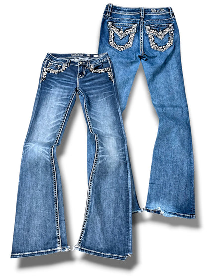 Vintage Miss Me Y2K Low Waist Bootcut Damenjeans (S)