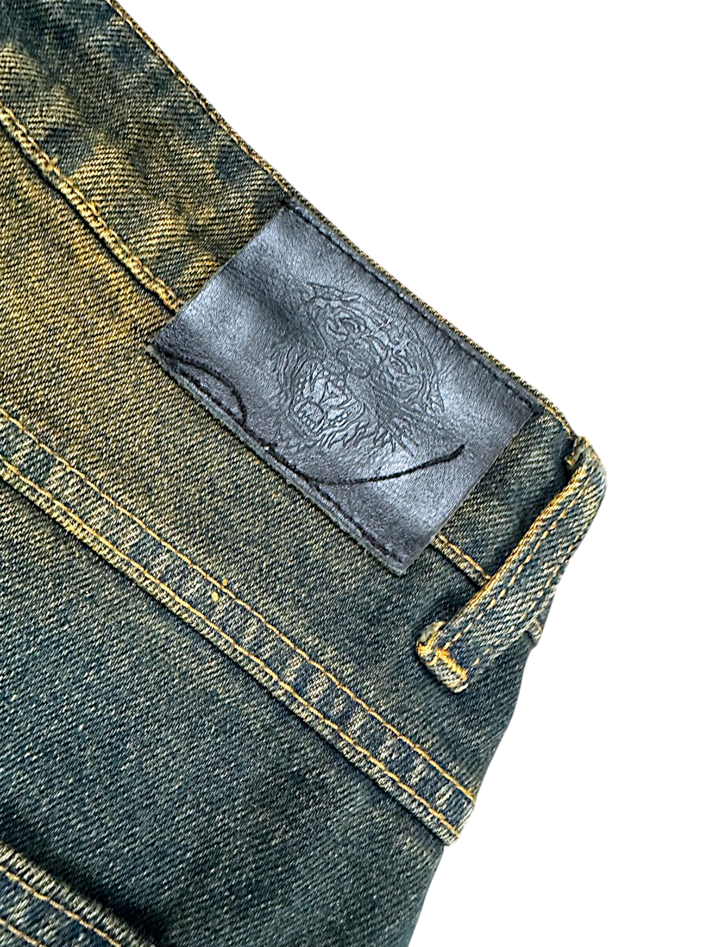 Vintage Ed Hardy Y2K Shorts (M)