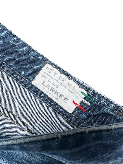 Vintage Diesel Straight Leg Jeans „LARKEE“ (L)