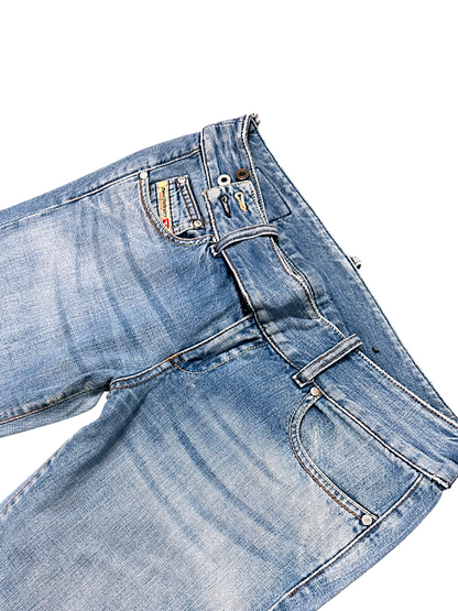 Vintage Diesel Y2K Low Waist Bootcut / Flared Damenjeans (S)