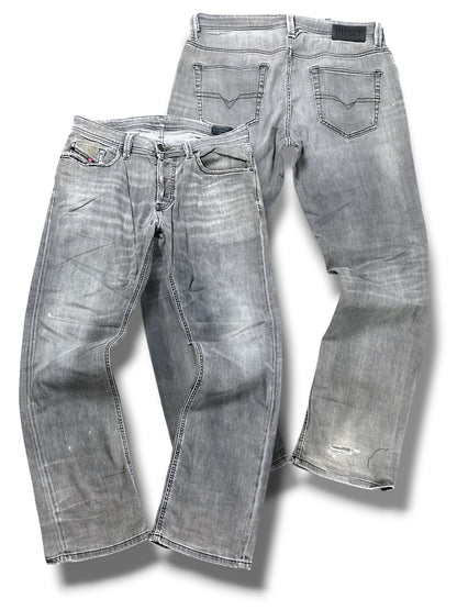 Vintage Diesel Y2K Straight Leg Jeans (M)