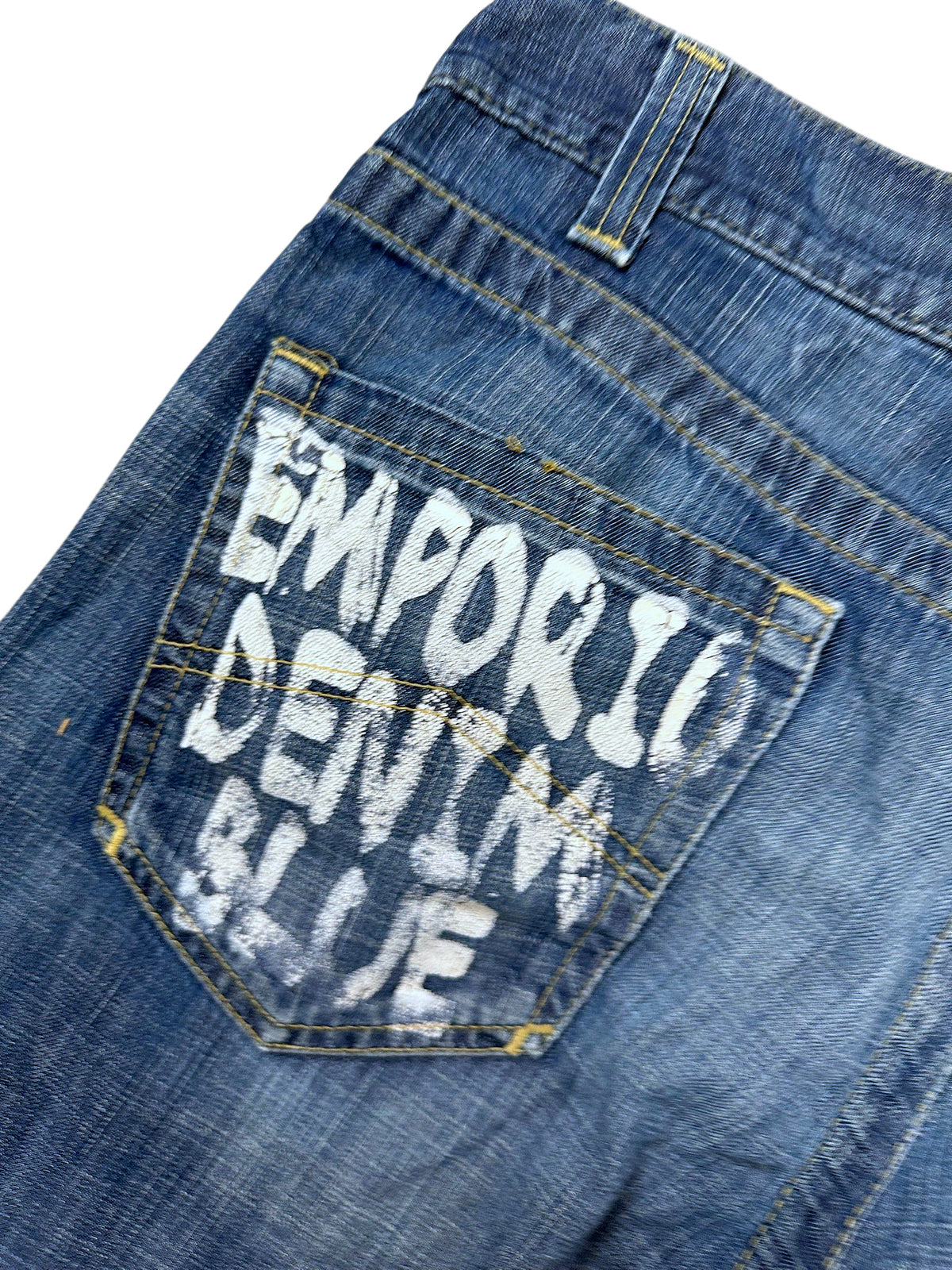 Vintage Emporio Armani Y2K Straight Leg Jeans (M) – Detailaufnahme 3