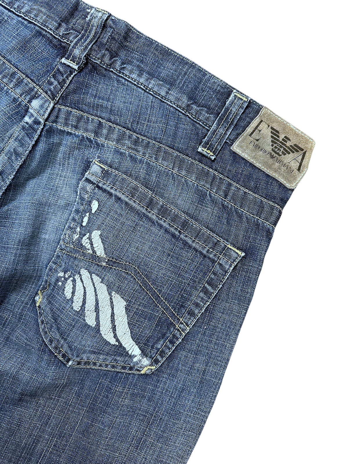 Vintage Emporio Armani Y2K Straight Leg Jeans (M) – Detailaufnahme 4