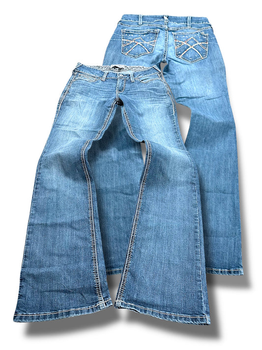 Vintage Embroidery Y2K Low Waist Bootcut / Flared Damenjeans (L)