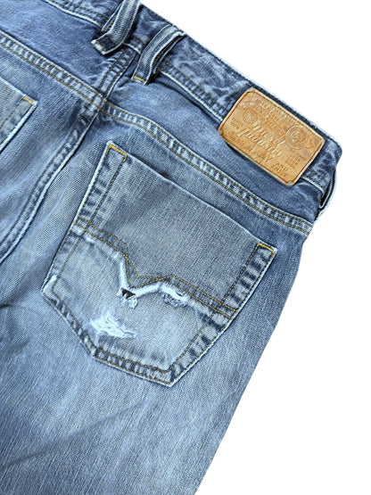 Vintage Diesel Y2K Flared Jeans „Zatiny“ (S) – Detailaufnahme 4