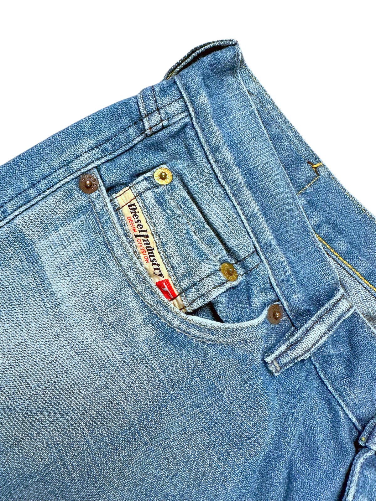Vintage Diesel Low Waist Bootcut/Flared Damenjeans (M) – Detailaufnahme 2