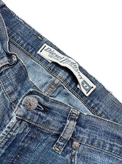 Vintage Diesel Y2K Straight Leg Damenjeans (S)