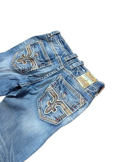 Vintage Rock Revival Y2K Flared Jeans (M) – Detailaufnahme 4