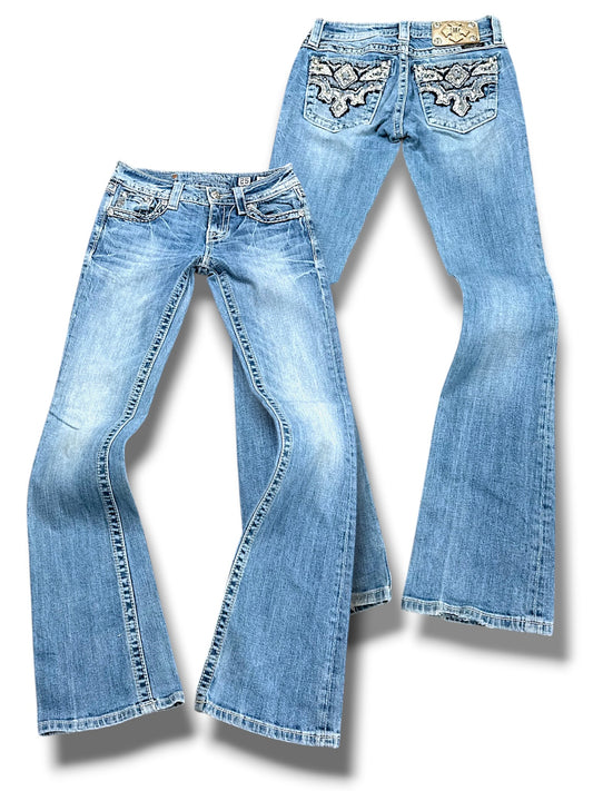 Vintage Miss Me Y2K Low Waist Bootcut Damenjeans (S)