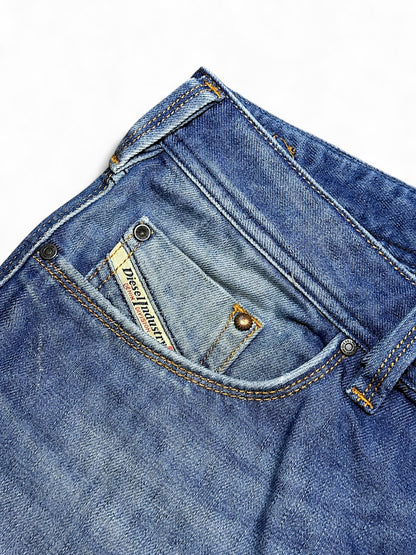 Vintage Diesel y2k Jeans (L)