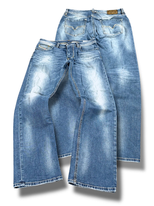 Vintage Diesel Straight Leg Jeans (M)