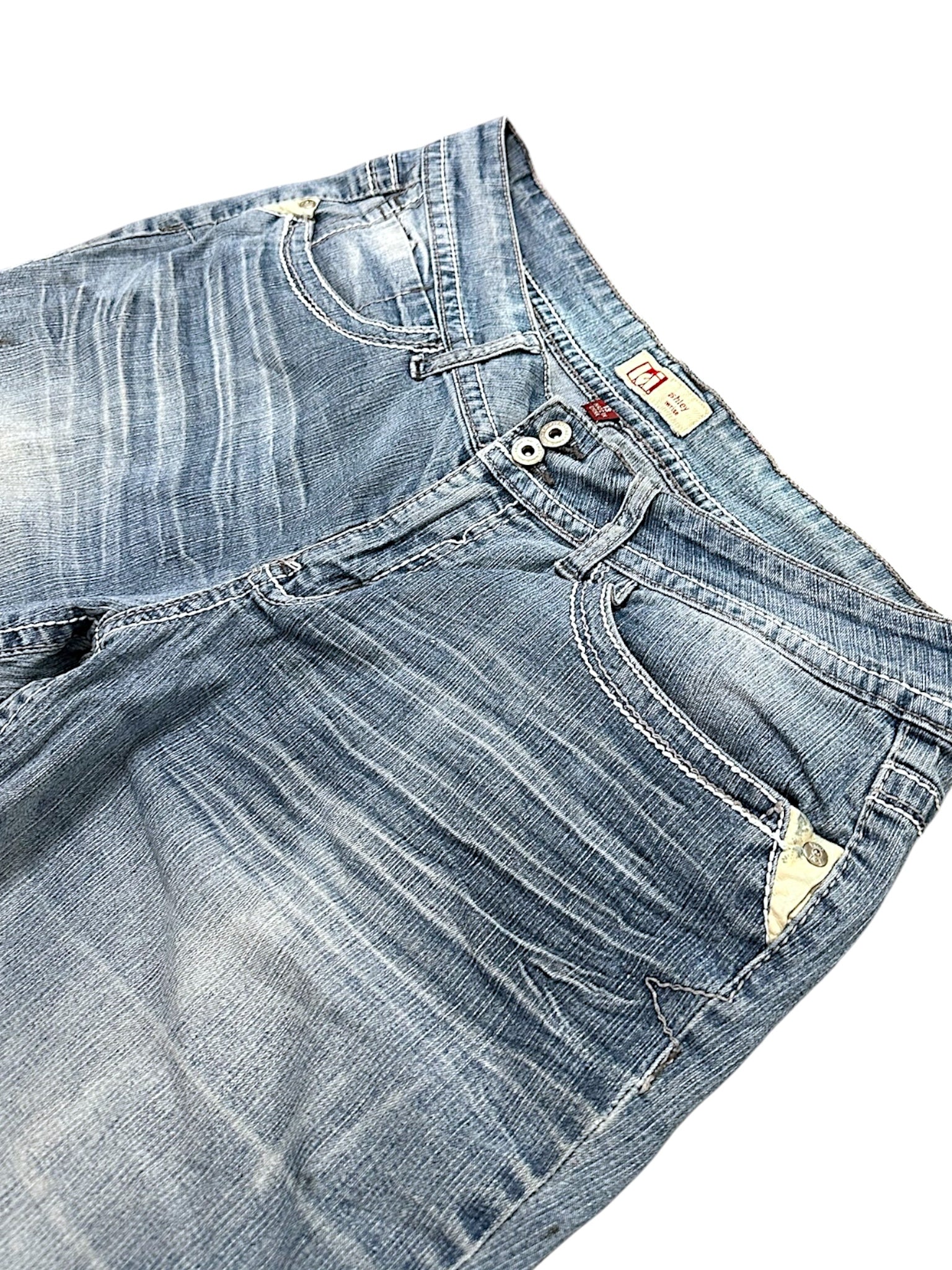 Vintage Embroidery Y2K Flared Jeans (S)