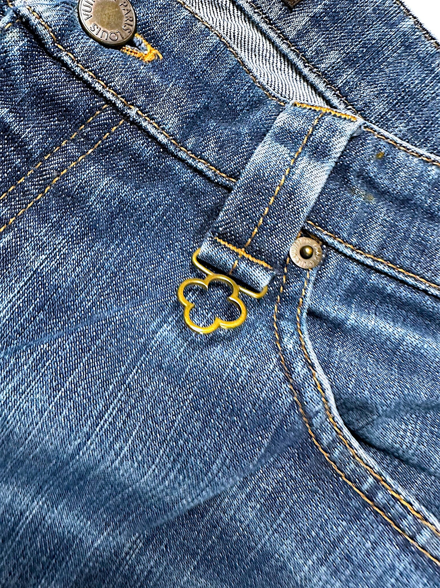 Vintage Louis Vuitton Y2K Flared Designerjeans