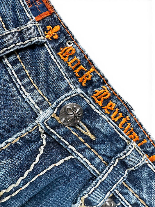 Vintage Rock Revival Y2K Rock (M)