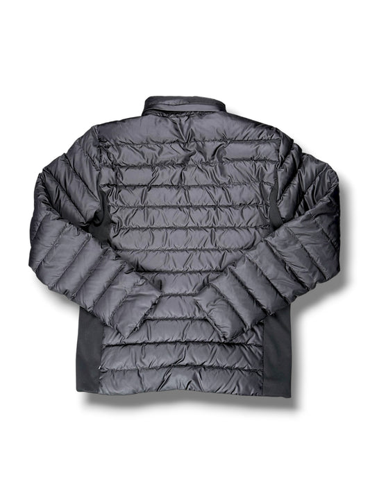 Vintage Emporio Armani Daunenjacke (S)