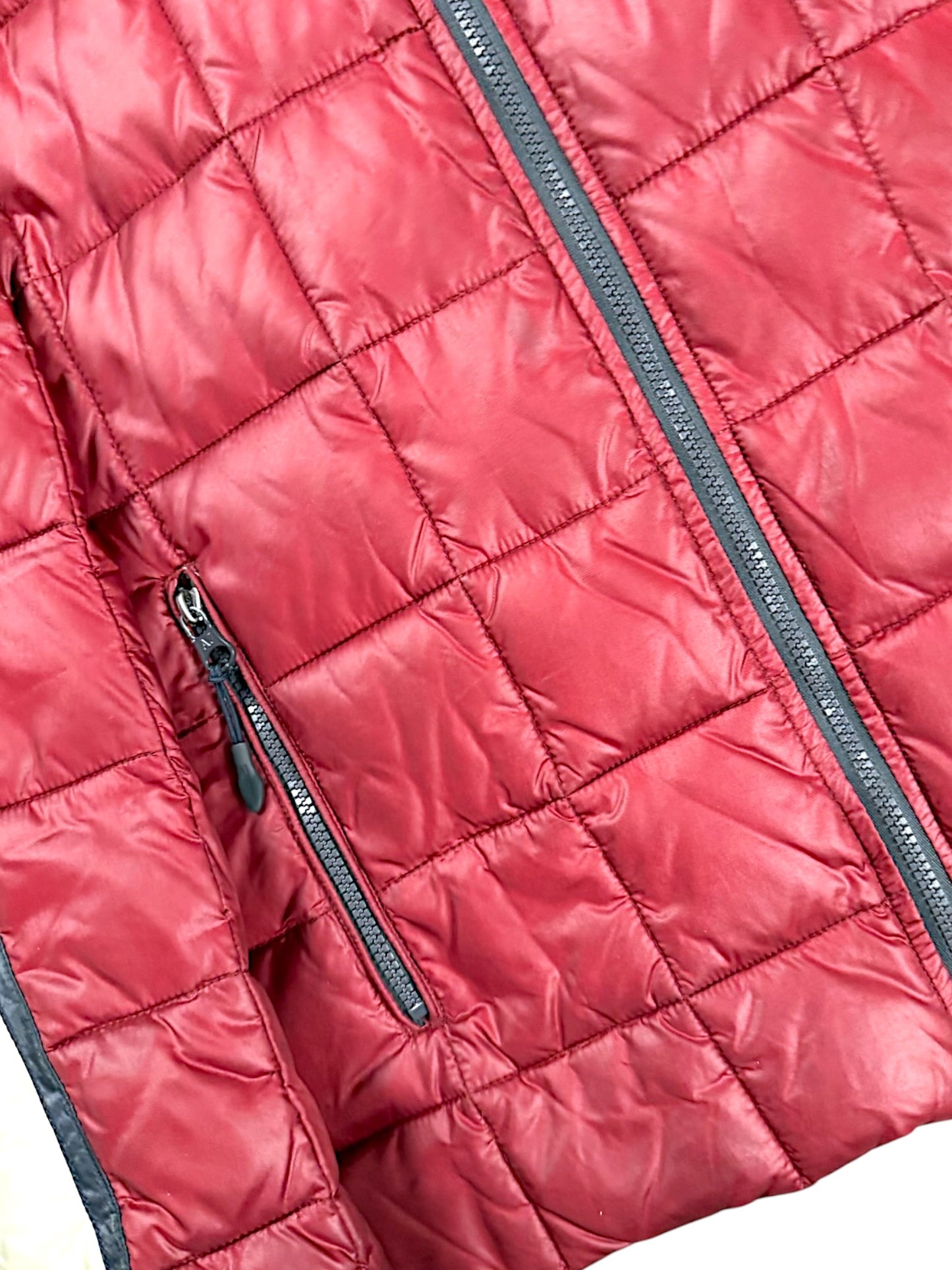 Vintage Armani Daunenjacke (L)