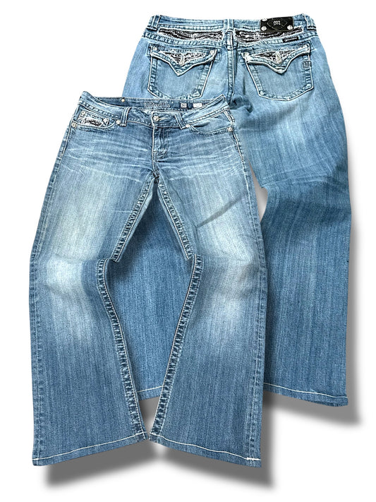 Vintage Miss Me Y2K Low Waist Bootcut / Flared Damenjeans (M)