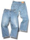 Vintage Levi’s Bootcut / Flared Damenjeans „RELAXED BOOTCUT 550“ (S)