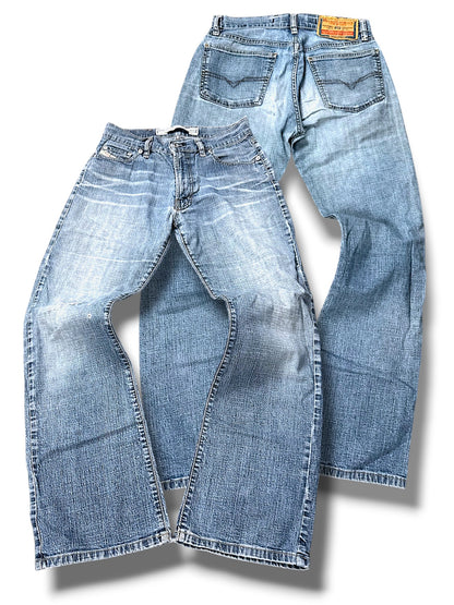 Vintage Diesel Y2K Straight Leg Damenjeans (S)