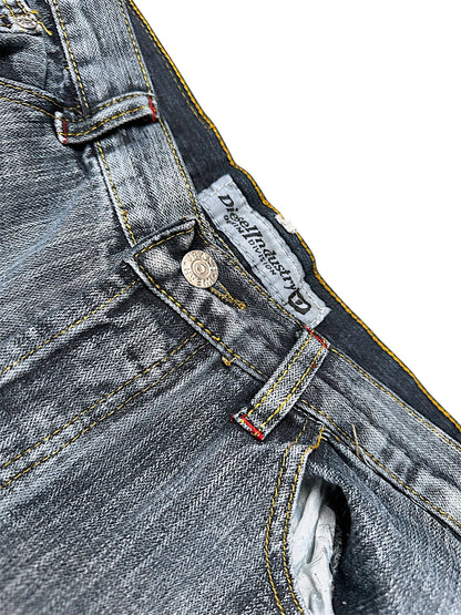 Vintage Diesel Y2K Flared Jeans (L)
