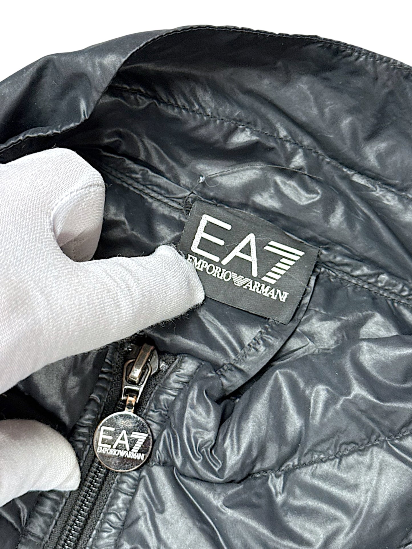 Vintage Armani „EA7“ Daunenjacke (L)