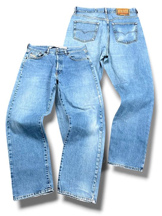 Vintage Diesel Y2K Baggy Jeans (L)