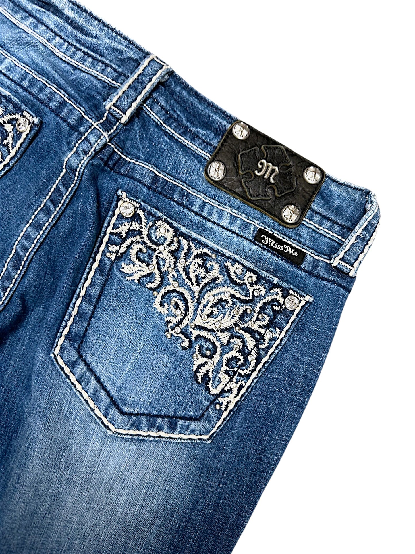 Vintage Miss Me Y2K Straight Leg Damenjeans (M)
