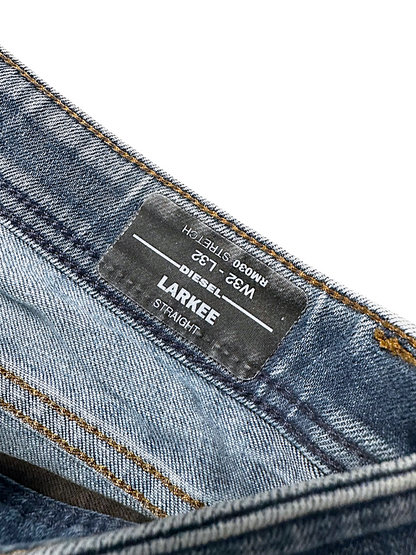 Vintage Diesel Y2K Straight Leg Jeans „LARKEE“ (M)