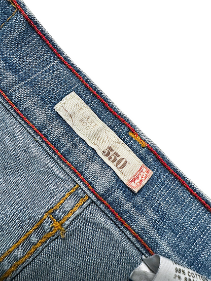Vintage Levi’s Bootcut / Flared Damenjeans „RELAXED BOOTCUT 550“ (S)