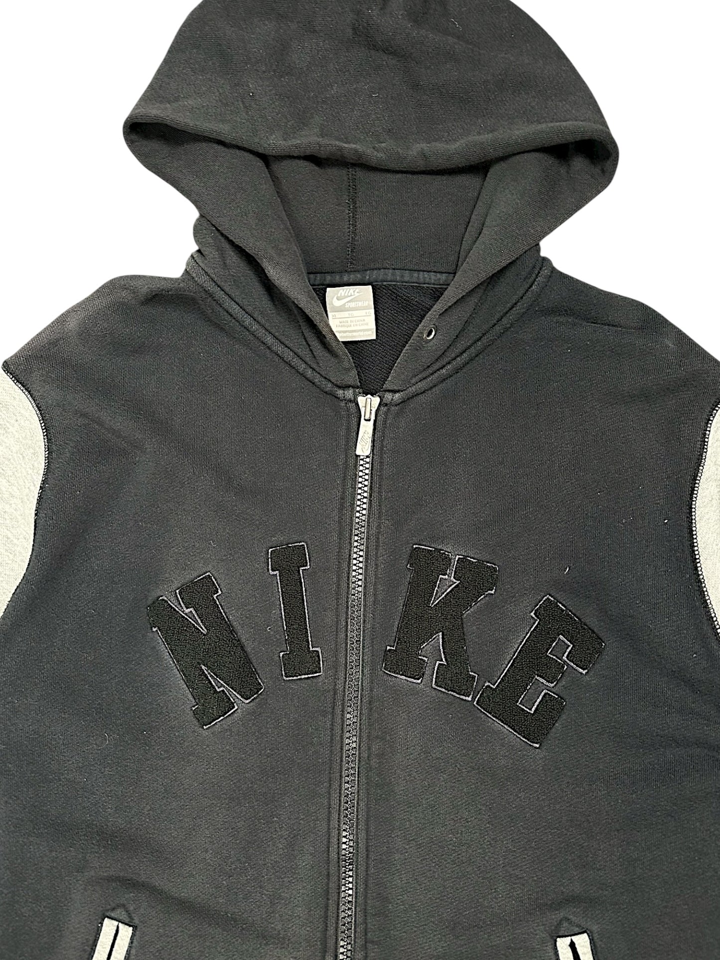 Vintage Nike Hoodie (XL)