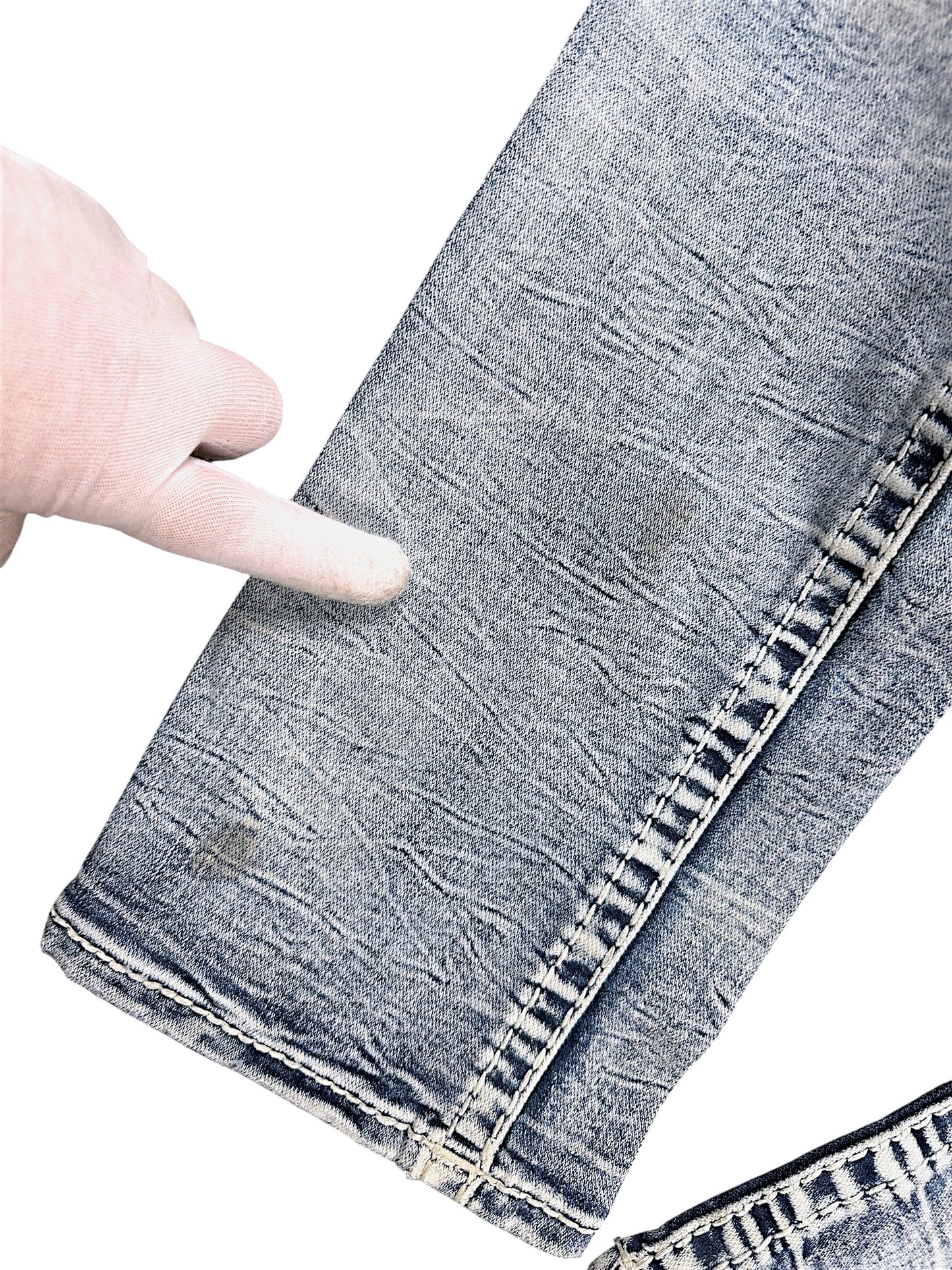 Vintage Rock Revival Y2K Straight Leg Jeans (S)