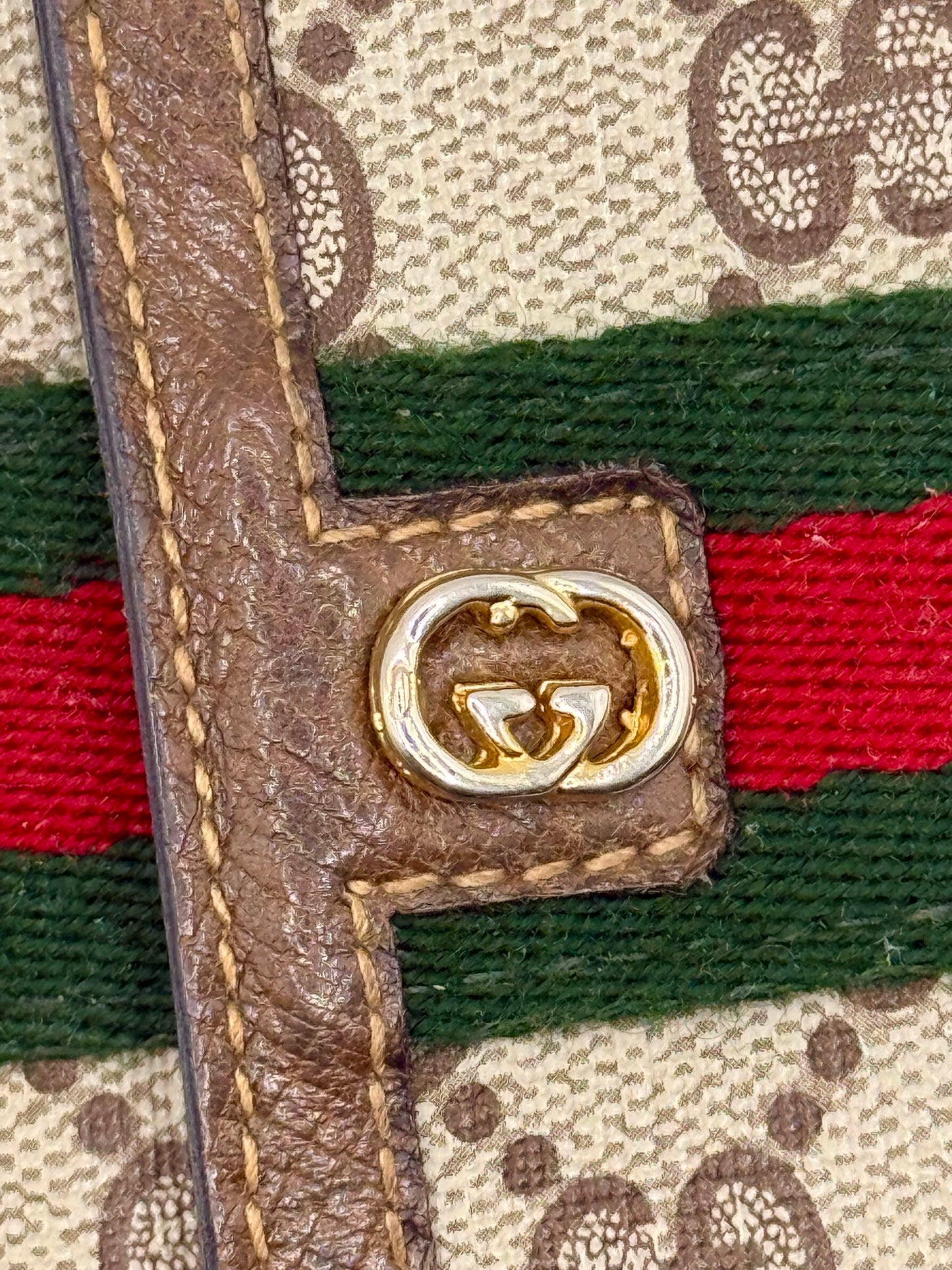 Vintage Gucci Keyholder