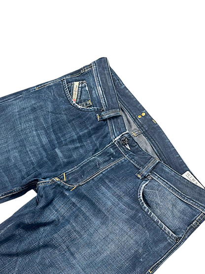 Vintage Diesel Straight Leg Jeans „LARKEE“ (XL)