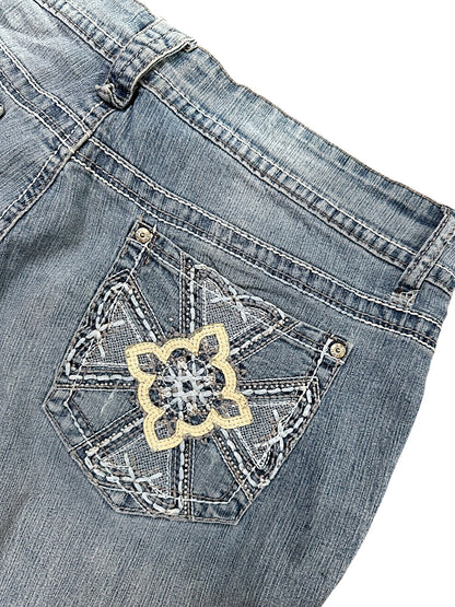 Vintage Embroidery Y2K Flared Jeans (S)