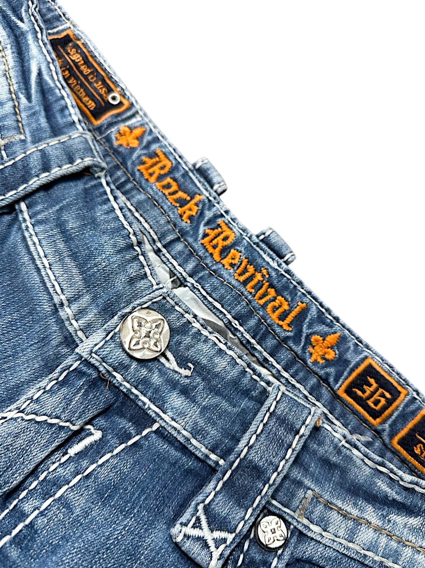 Vintage Rock Revival Y2K Baggy Jeans (L)