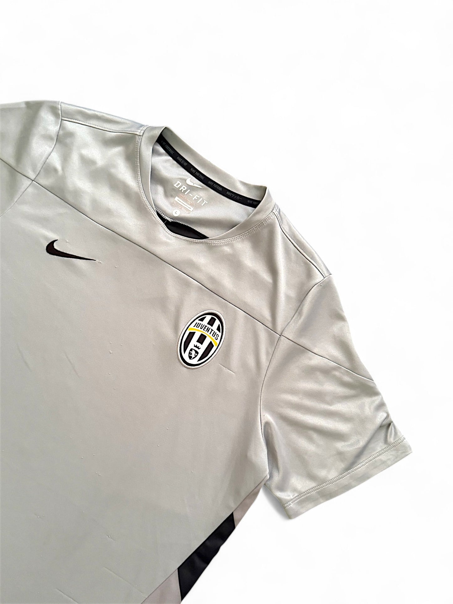 Vintage Nike 
Juve Shirt (L)