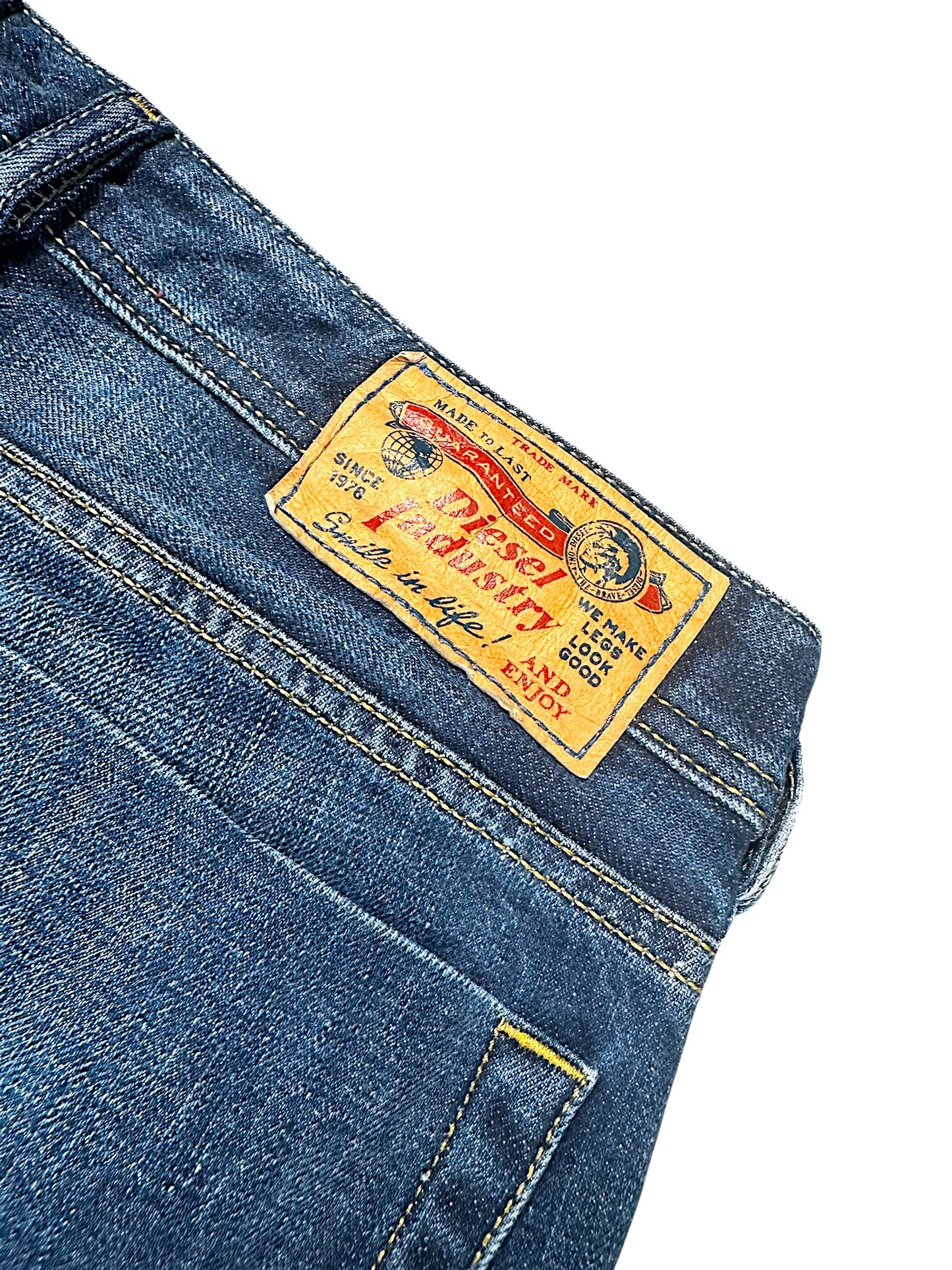Vintage Diesel Y2K Flared Jeans (M)